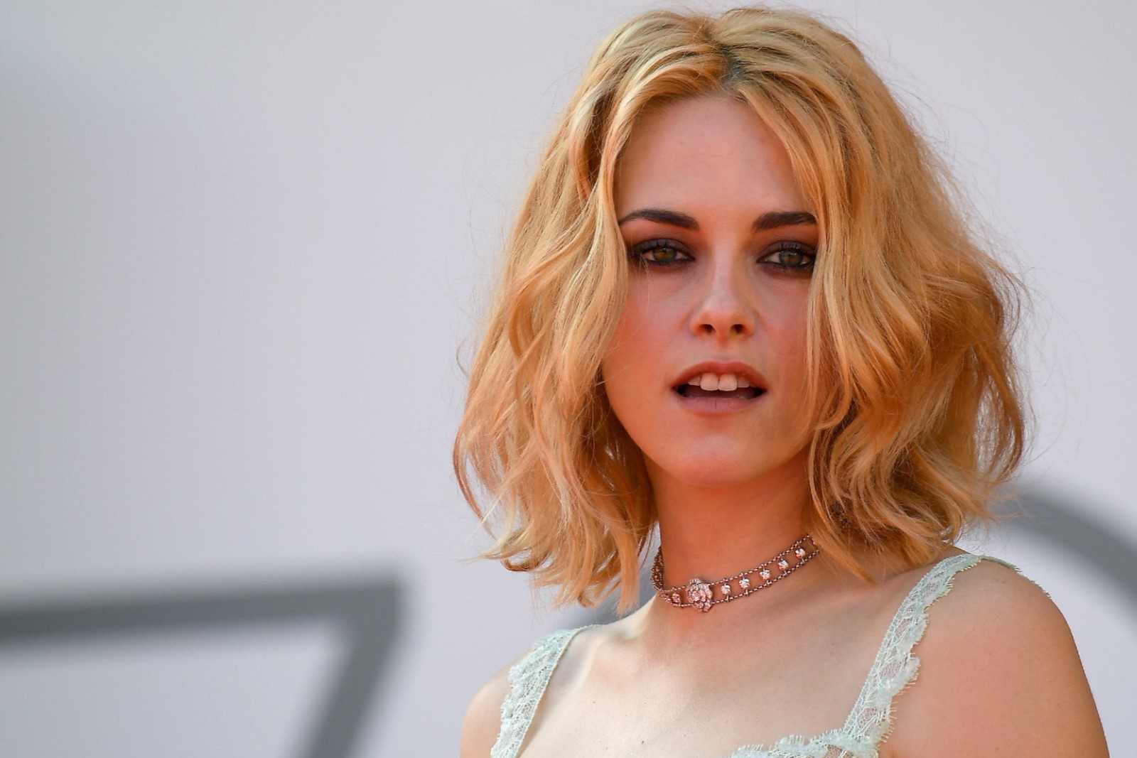 Kristen StewartKristen Stewart Kristen StewartKristen Stewart