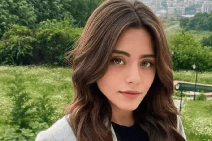 Sıla TürkoğluSıla Türkoğlu Sıla TürkoğluSıla Türkoğlu