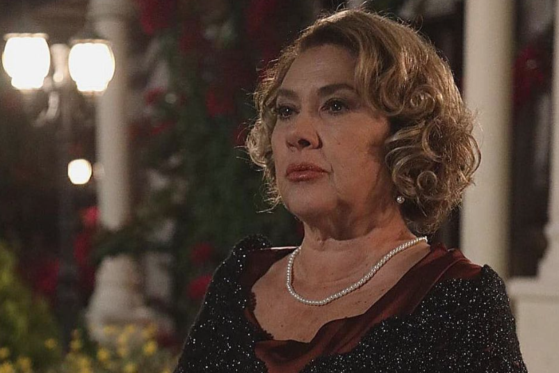 Hülya DarcanHülya Darcan
