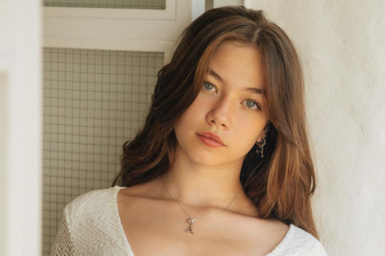 Alisa Sezen Sever nereli?