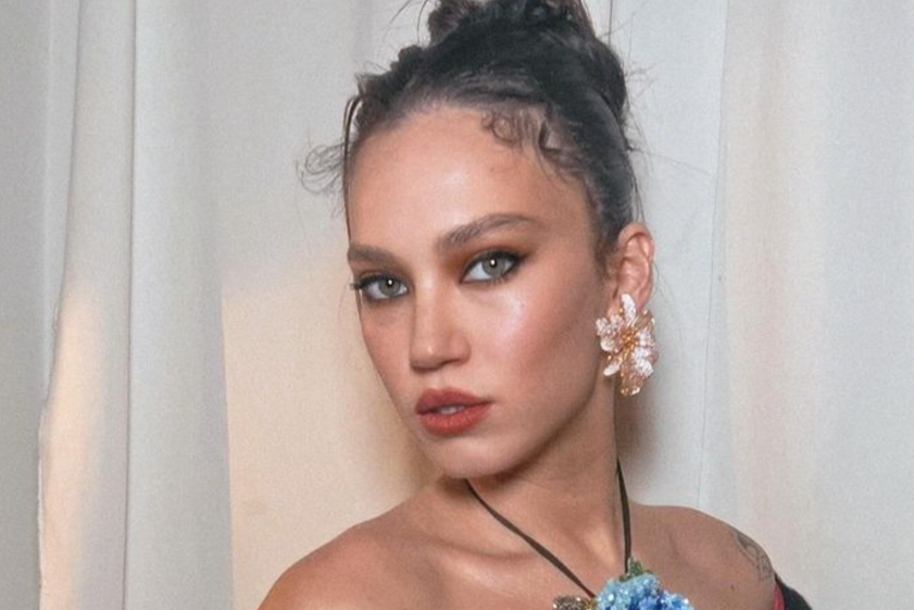 Melisa Şenolsun hangi okuldan mezun? Melisa Şenolsun hangi okuldan mezun?