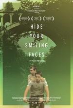 Gülen Yüzlerinizi Saklayın (2013) afişi