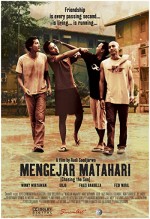 Mengejar Matahari (2004) afişi