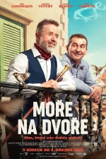 Moře na dvoře (2025) Fragman (2025) afişi