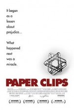 Paper Clips (2004) afişi