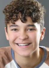 Pierce Gagnon fotoğrafı Pierce Gagnon fotoğrafı