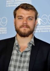 Pilou Asbæk fotoğrafı