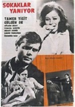 Sokaklar Yanıyor (1965) afişi