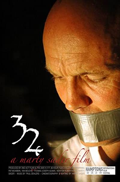 32 (2005) afişi 32 (2005) afişi