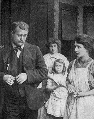 Acquitted (1916) afişi Acquitted (1916) afişi
