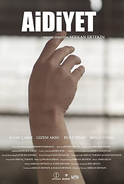Aidiyet (2015) afişi Aidiyet (2015) afişi