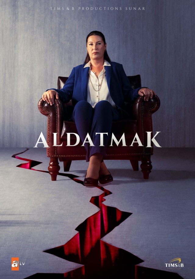 Aldatmak (2022) afişi Aldatmak (2022) afişi