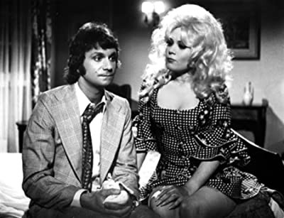 Crimen En El Hotel Alojamiento (1974) afişi Crimen En El Hotel Alojamiento (1974) afişi