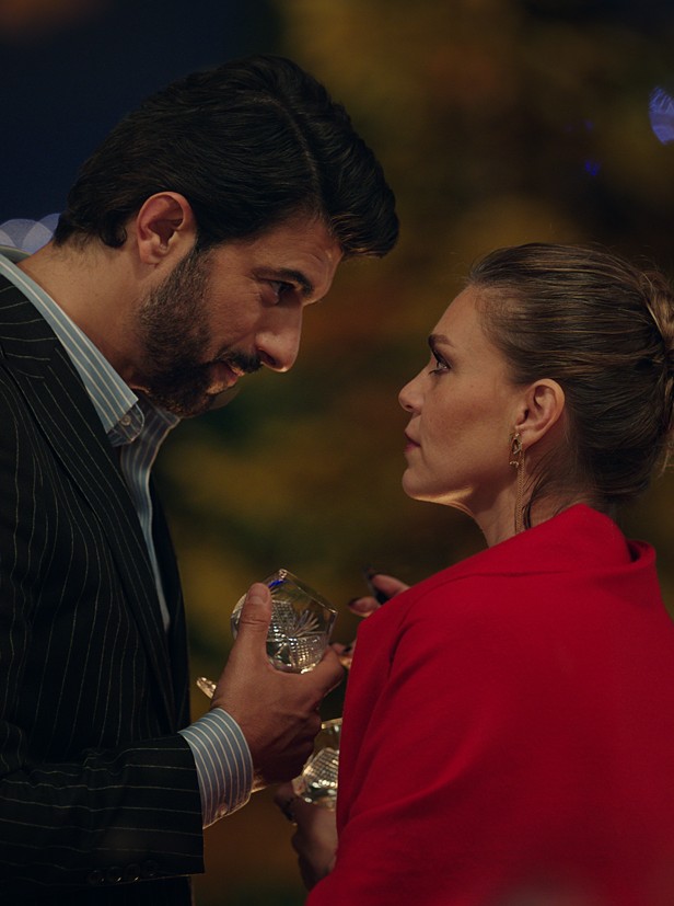 Enfes Bir Akşam (2025) afişi Enfes Bir Akşam (2025) afişi