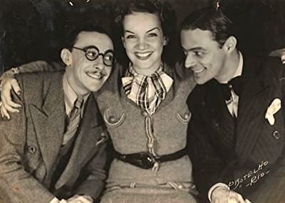 Estudantes (1935) afişi Estudantes (1935) afişi