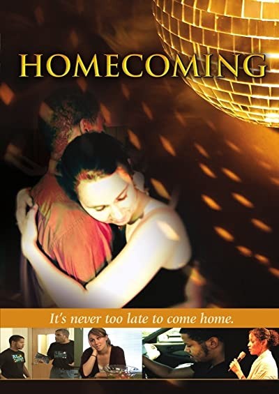 Homecoming (2011) afişi Homecoming (2011) afişi