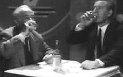 Katigoroumeni, Apologisou (1968) afişi Katigoroumeni, Apologisou (1968) afişi