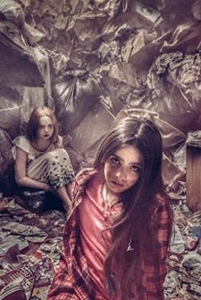 Landfill (2017) afişi