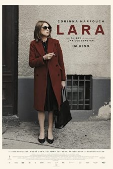 Lara (2019) afişi
