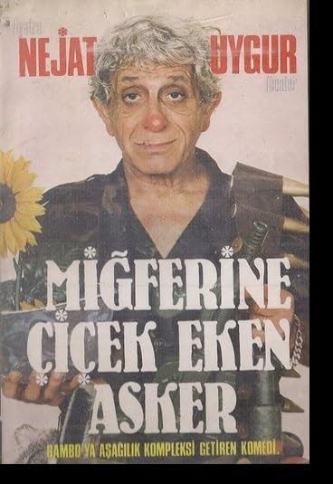 Miğferine Çiçek Eken Asker (1980) afişi Miğferine Çiçek Eken Asker (1980) afişi