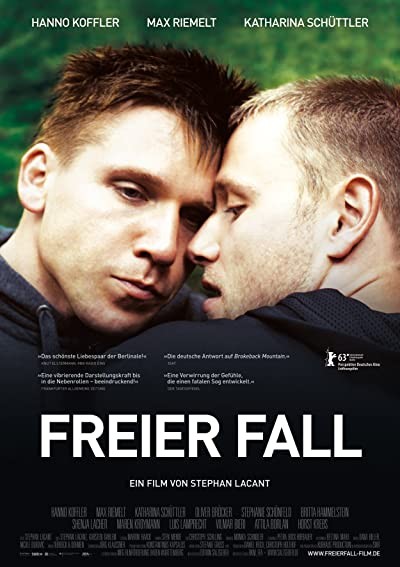 Serbest Düşüş (2013) afişi Serbest Düşüş (2013) afişi