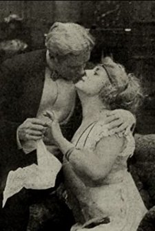 The Coquette's Awakening (1915) afişi