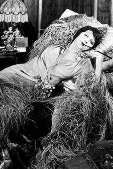 The Heart Of A Siren (1925) afişi