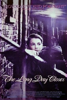 The Long Day Closes (1992) afişi