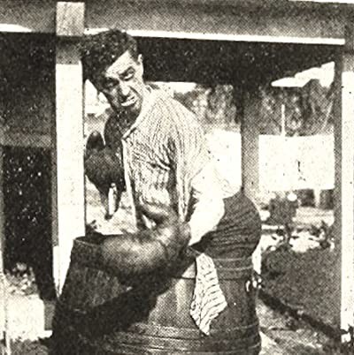 The Mistaken Masher (1913) afişi The Mistaken Masher (1913) afişi