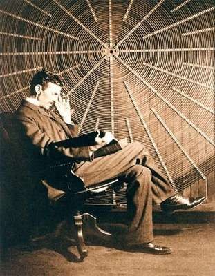 Untitled Nikola Tesla Project (2012) afişi