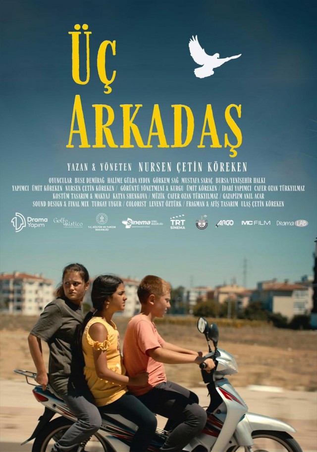 Üç Arkadaş (2023) afişi