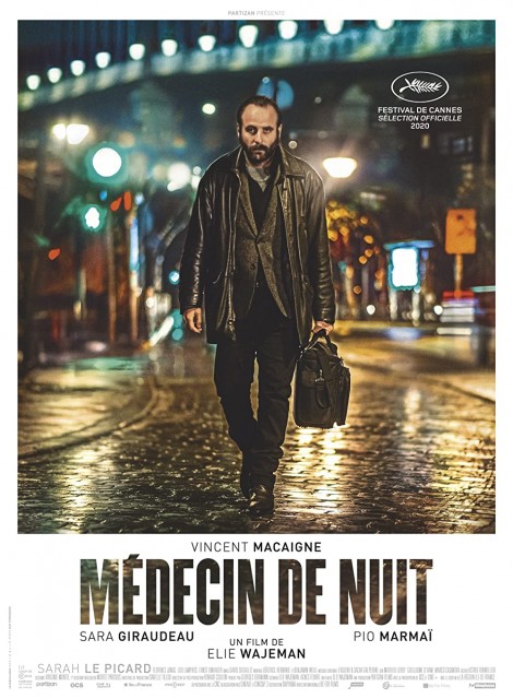 Un médecin de nuit (2020) afişi Un médecin de nuit (2020) afişi