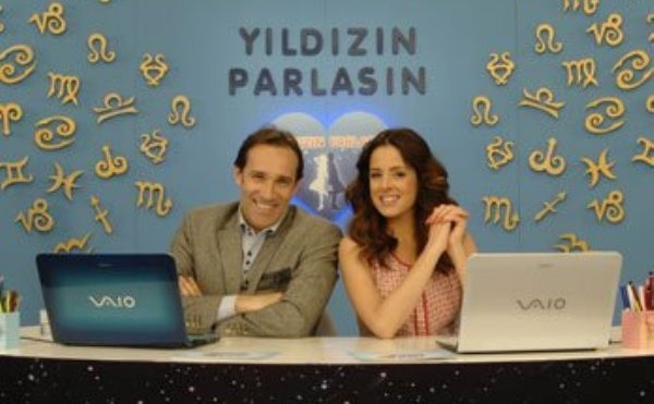 Yıldızın Parlasın (2011) afişi Yıldızın Parlasın (2011) afişi
