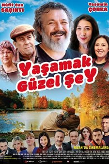 Yaşamak Güzel Şey (2017) afişi