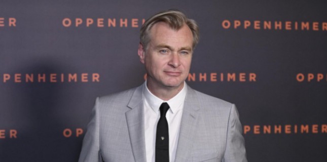 Christopher Nolan Yeni Filmini Ordu'da Çekecek!