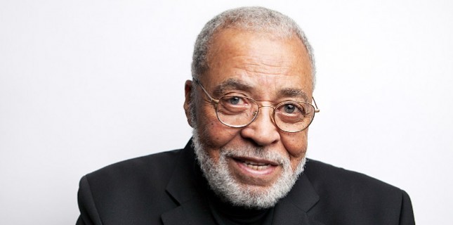 Darth Vader’ın Sesi, Usta Oyuncu James Earl Jones Hayatını Kaybetti.