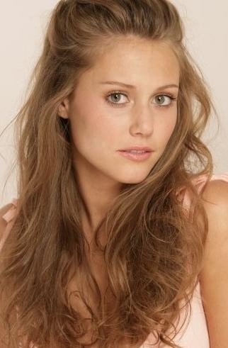 Julianna Guill Fotoğrafları 4