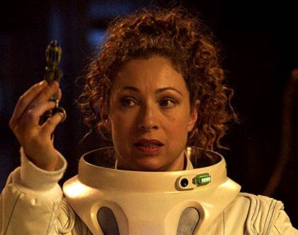 Alex Kingston Fotoğrafları 11