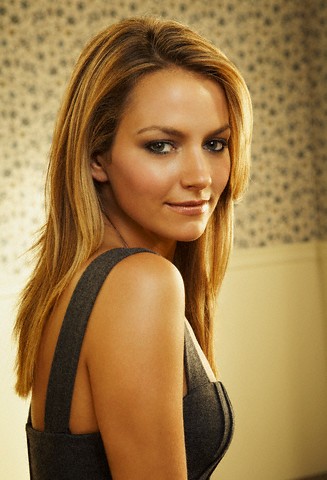 Becki Newton Fotoğrafları 2