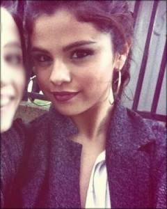 Selena Gomez Fotoğrafları 4559
