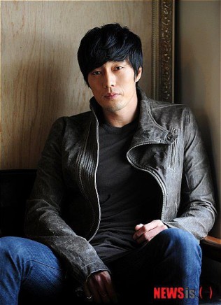 So Ji-seob Fotoğrafı