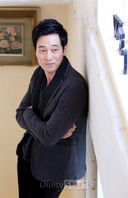So Ji-seob Fotoğrafı