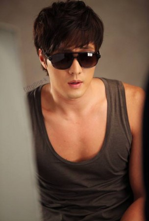 So Ji-seob Fotoğrafı