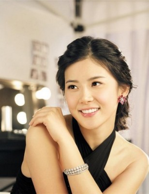 Lee Bo Young Fotoğrafı