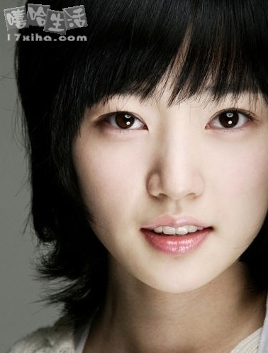 Song Ha-yoon Fotoğrafları 37