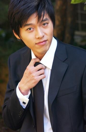 Hyun Bin Fotoğrafları 12