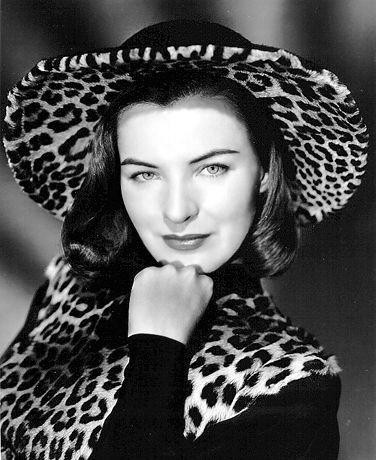 Ella Raines Fotoğrafları 9