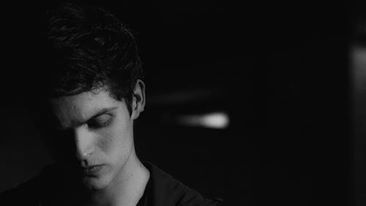 Daniel Sharman Fotoğrafları 100