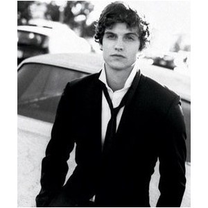 Daniel Sharman Fotoğrafı