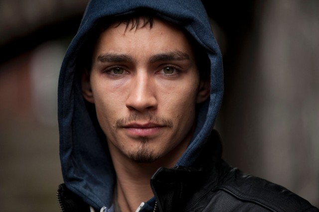 Robert Sheehan Fotoğrafları 20